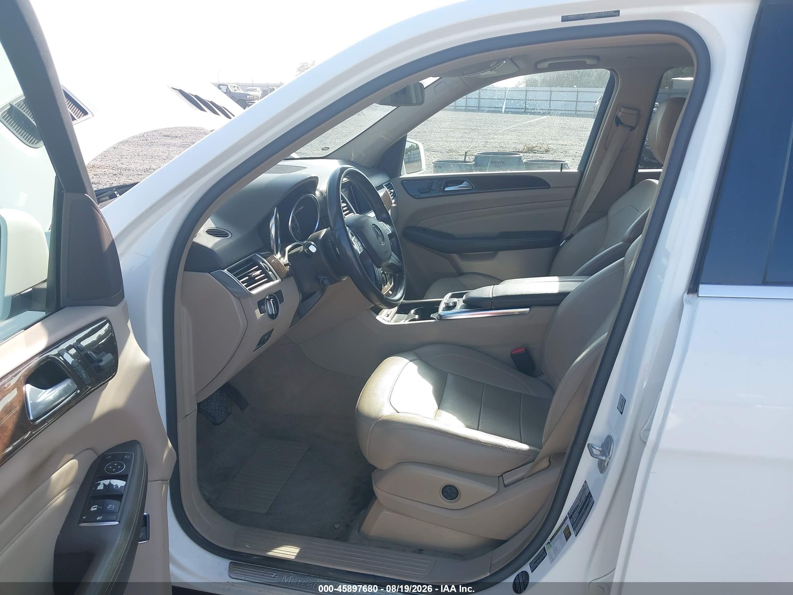 2015 Mercedes-benz Ml 350 White vin: 4JGDA5JB4FA514587
