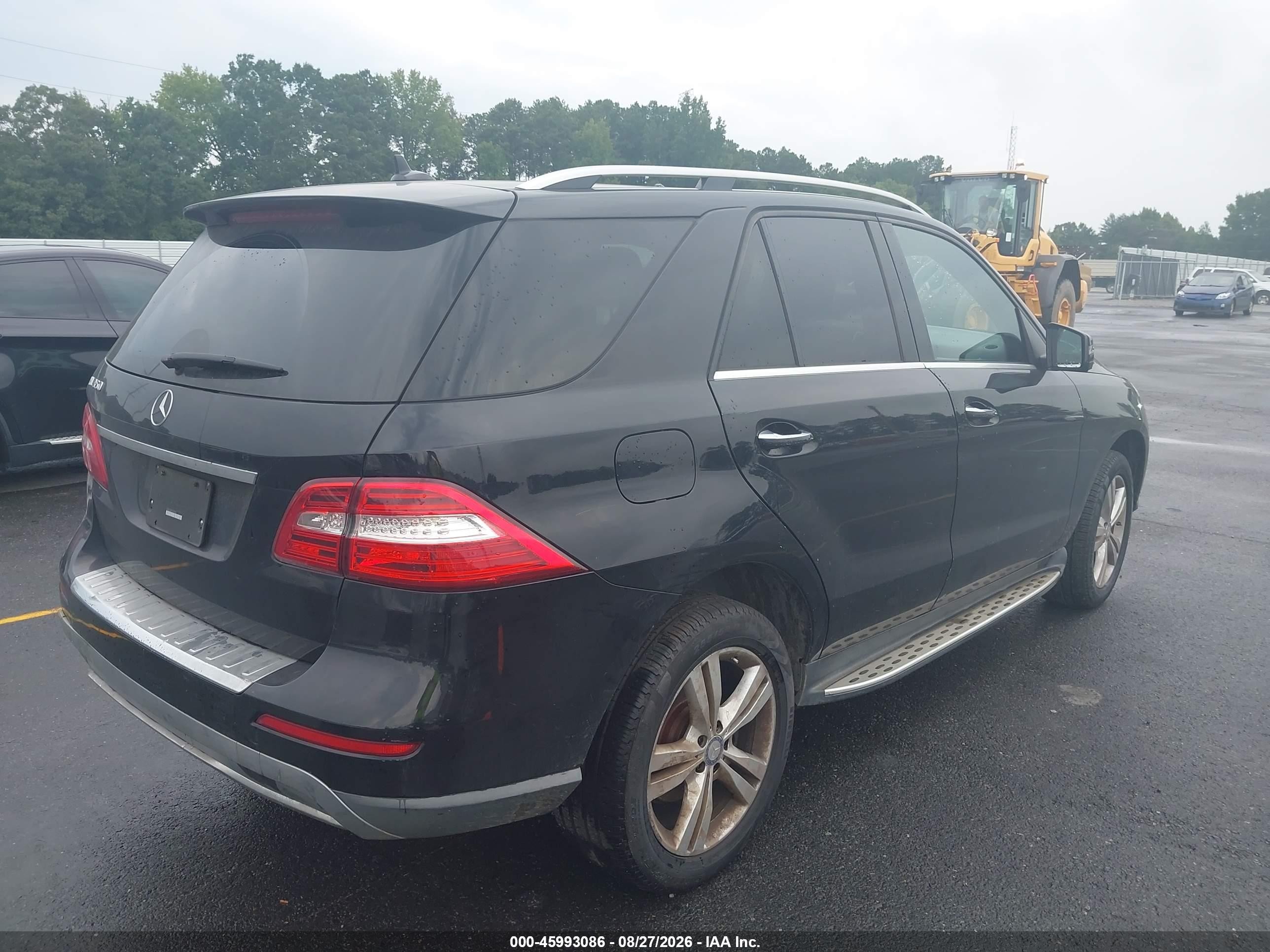 2015 Mercedes-benz Ml 350   Black vin: 4JGDA5JB4FA595946