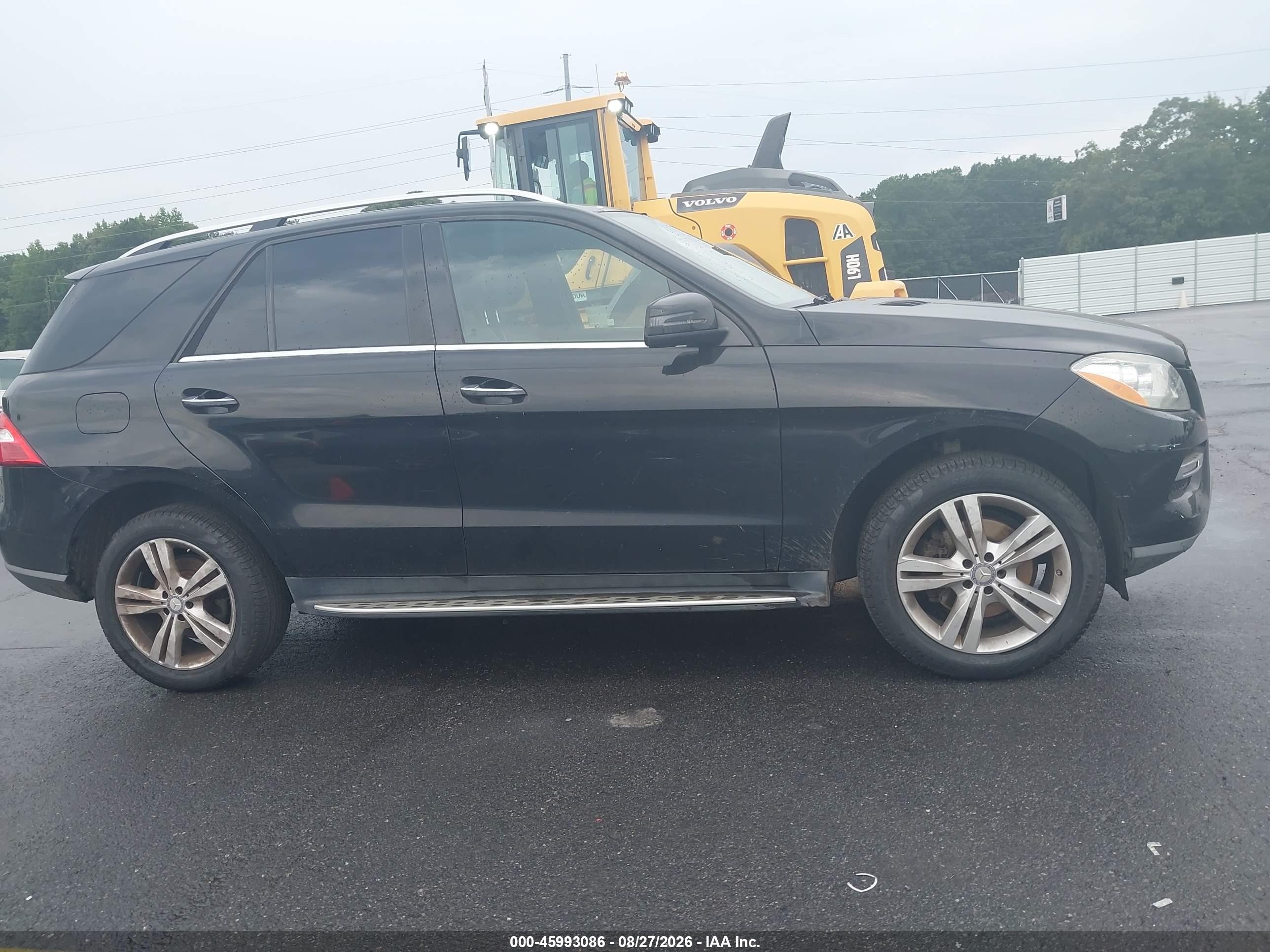 2015 Mercedes-benz Ml 350   Black vin: 4JGDA5JB4FA595946