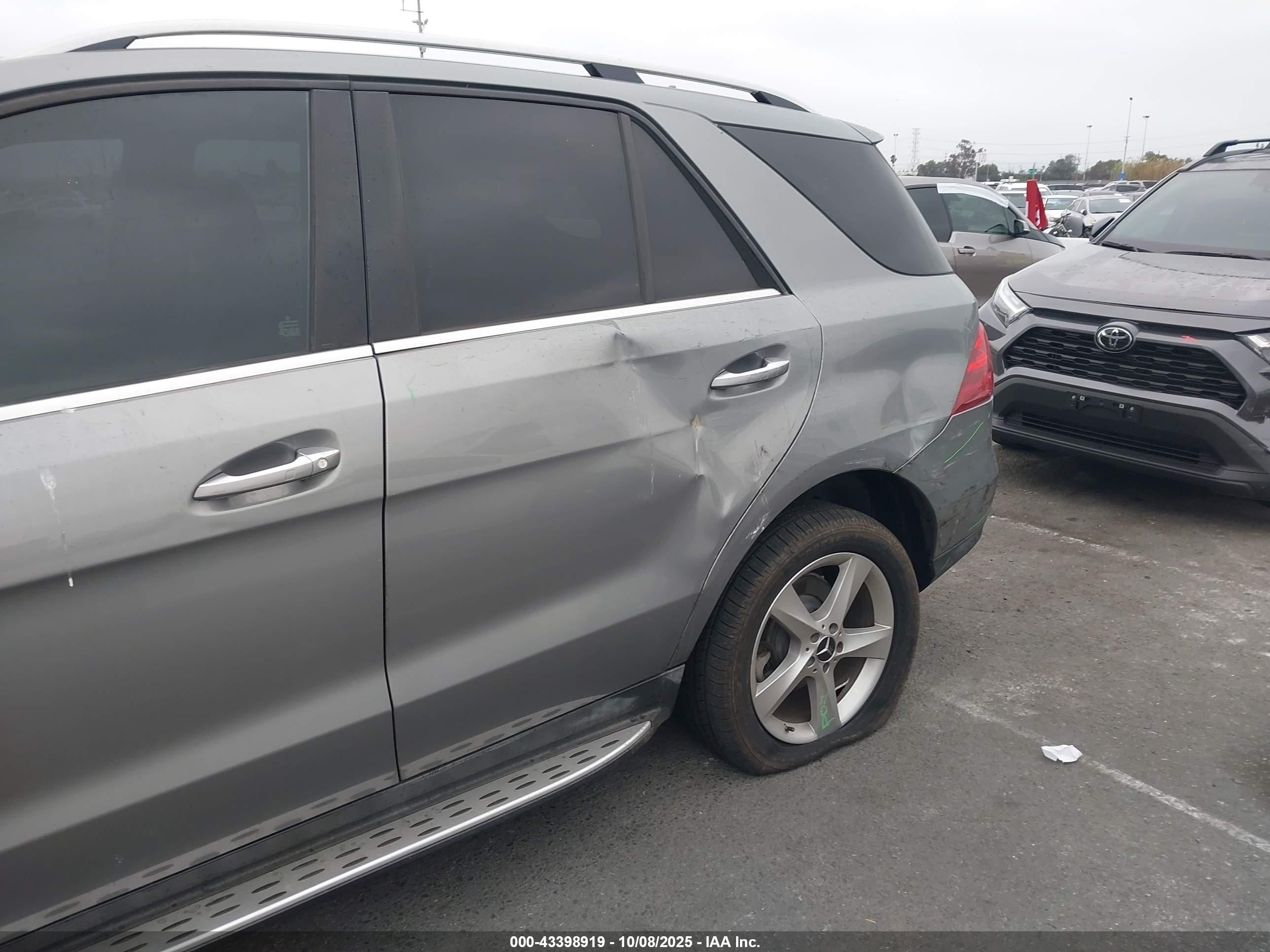 2016 Mercedes-benz Gle 350   Серый vin: 4JGDA5JB4GA786686