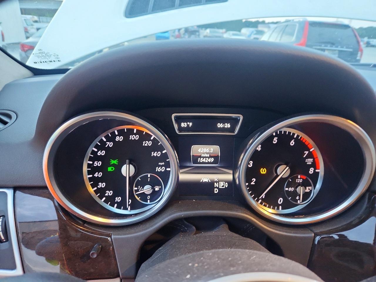2013 Mercedes-benz Ml 350 White vin: 4JGDA5JB5DA165307