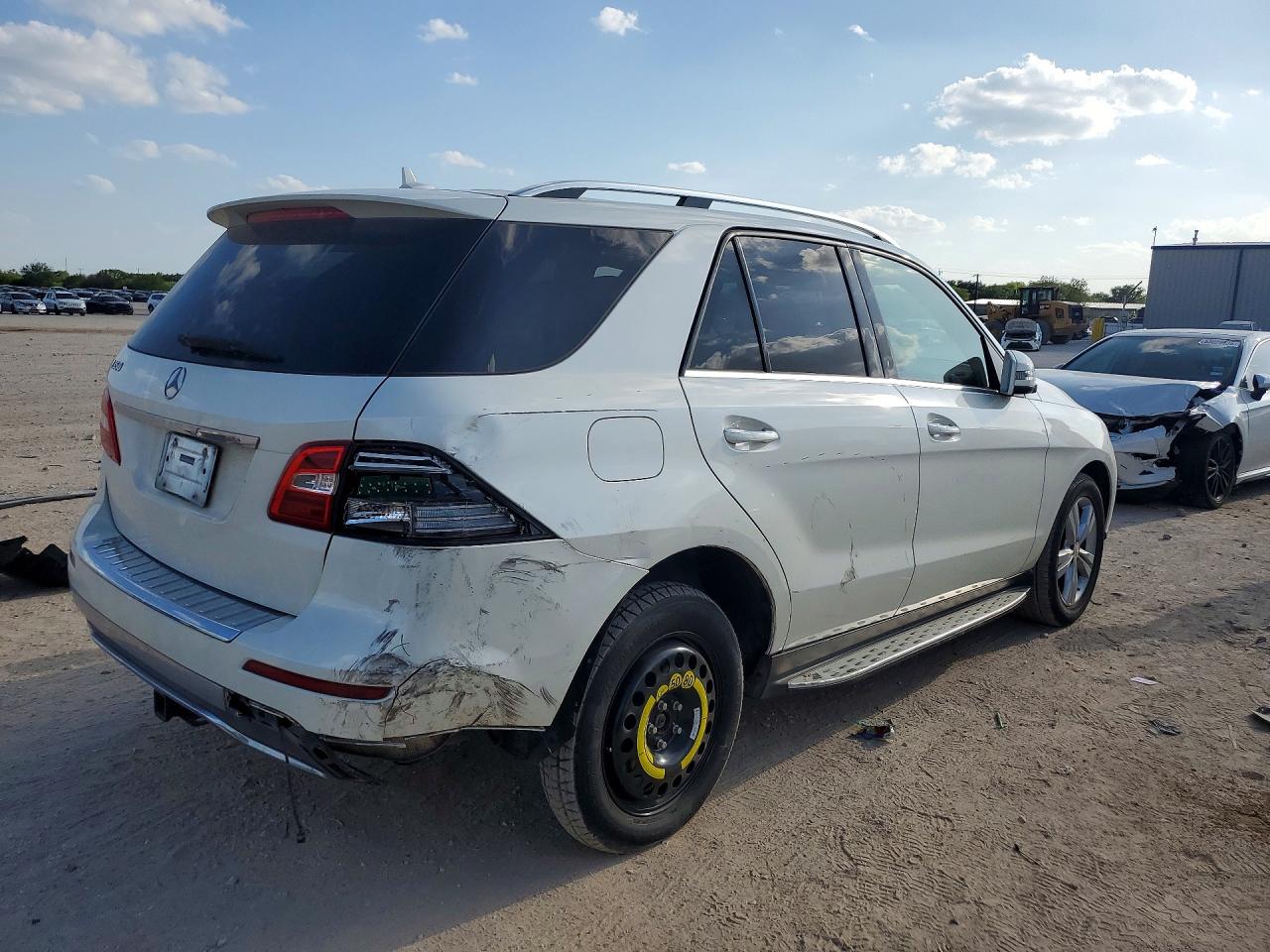 2013 Mercedes-benz Ml 350 White vin: 4JGDA5JB5DA203019