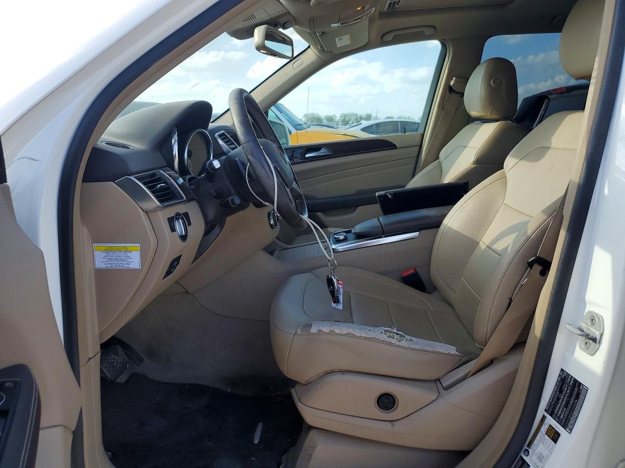 2013 Mercedes-benz Ml 350 White vin: 4JGDA5JB5DA203019