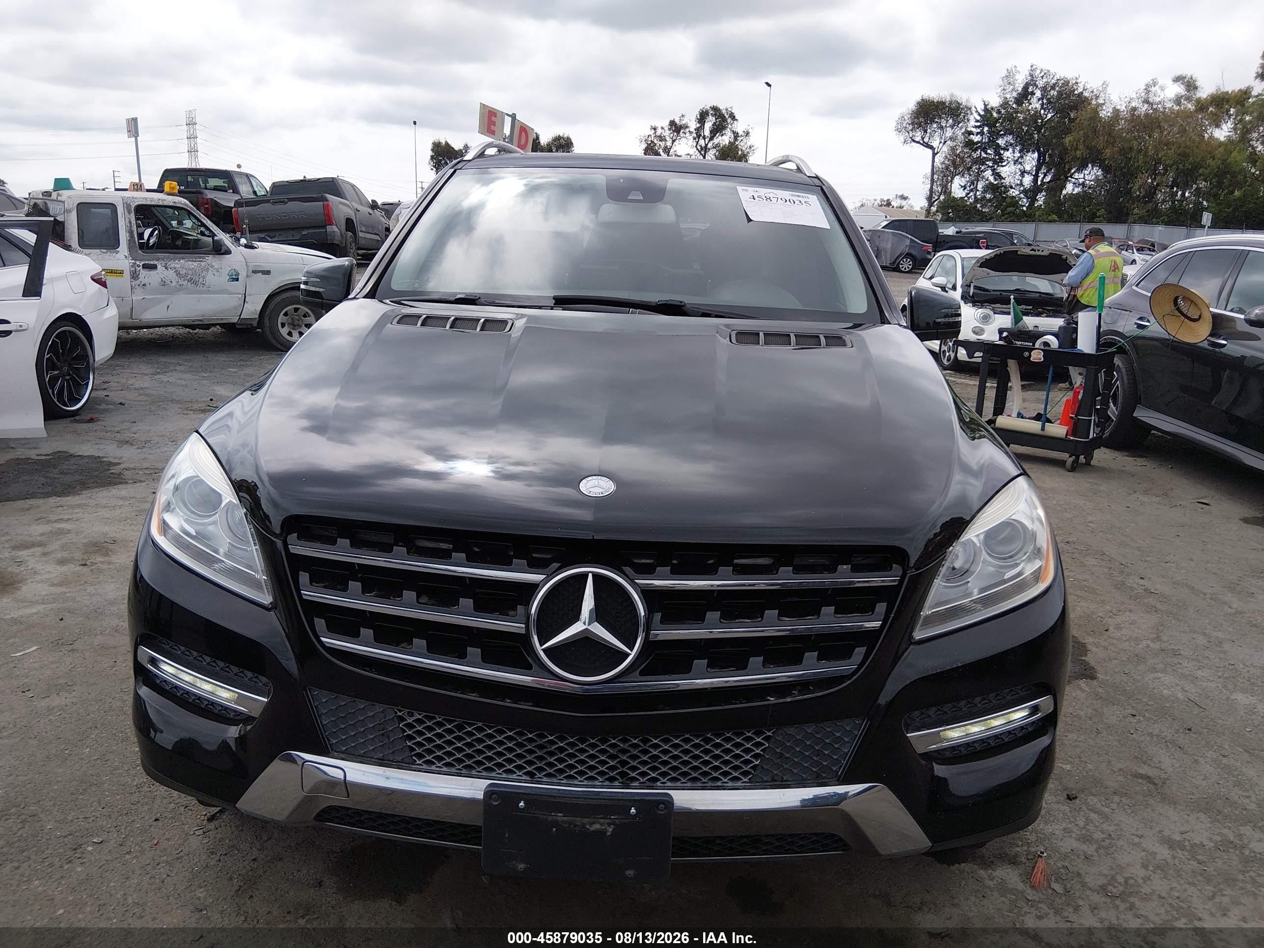 2013 Mercedes-benz Ml 350   Black vin: 4JGDA5JB5DA229989