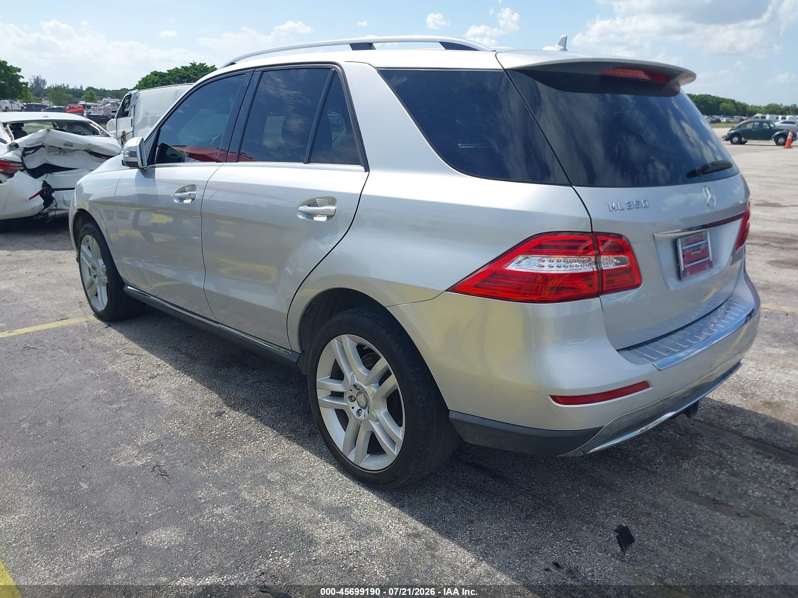 2014 Mercedes-benz Ml 350   Silver vin: 4JGDA5JB5EA298439
