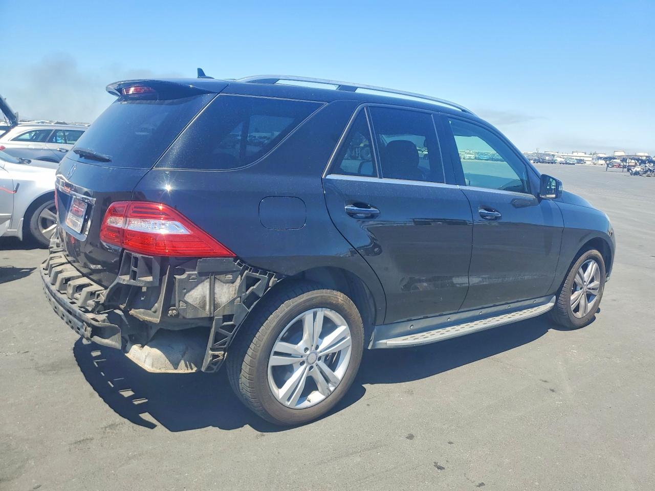 2014 Mercedes-benz Ml 350 Black vin: 4JGDA5JB5EA306118