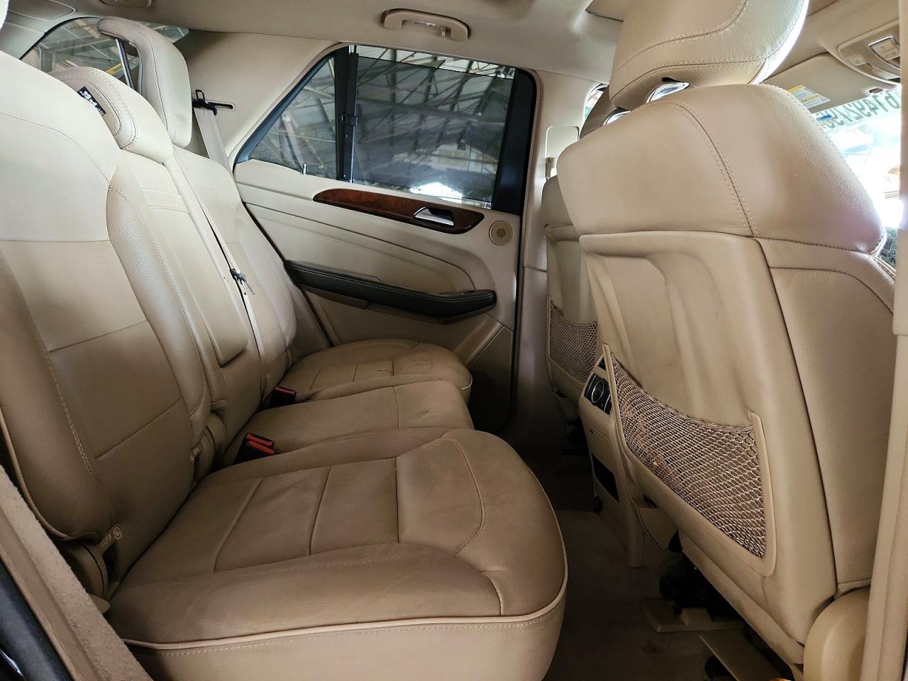 2014 Mercedes-benz Ml 350 Black vin: 4JGDA5JB5EA308130