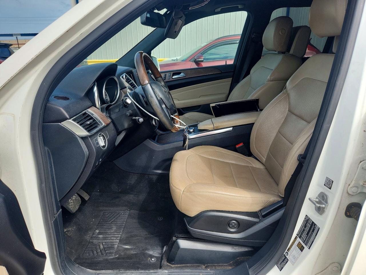 2014 Mercedes-benz Ml 350 White vin: 4JGDA5JB5EA428218