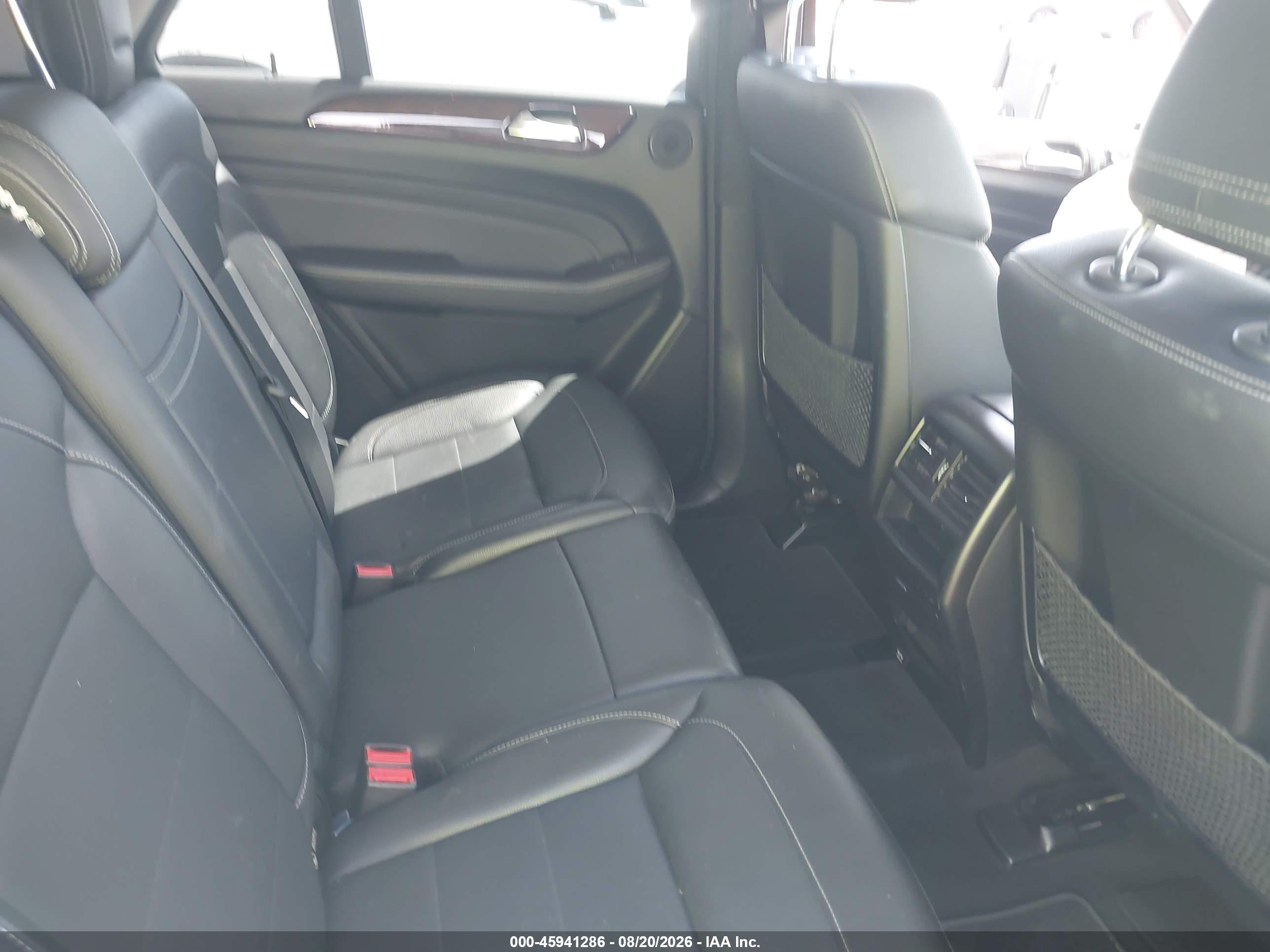 2015 Mercedes-benz Ml 350   White vin: 4JGDA5JB5FA509964