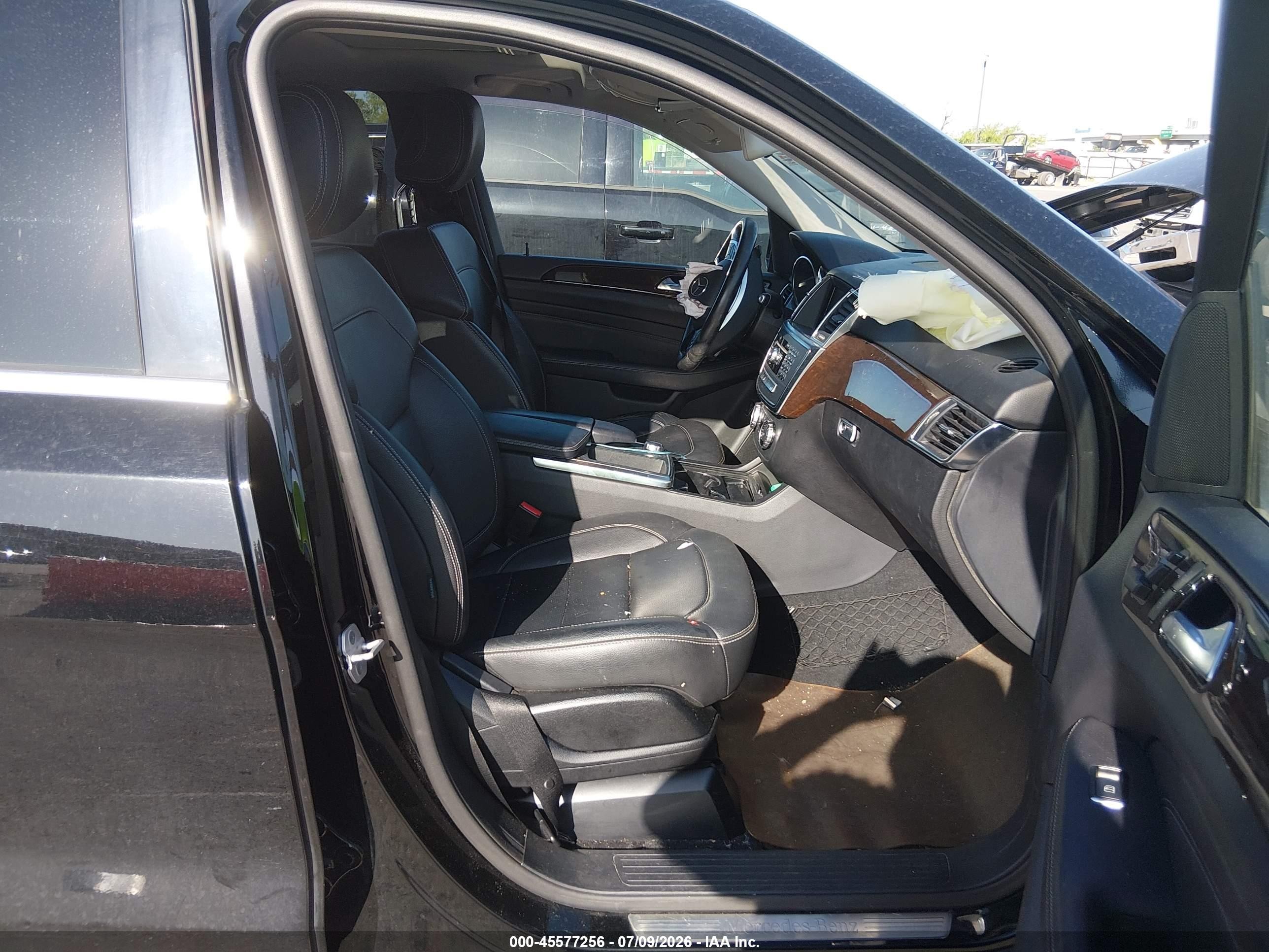2015 Mercedes-benz Ml 350   Black vin: 4JGDA5JB5FA522097