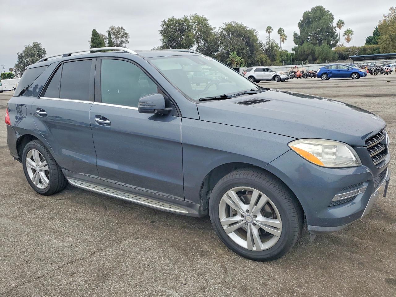 2015 Mercedes-benz Ml 350 Charcoal vin: 4JGDA5JB5FA573101