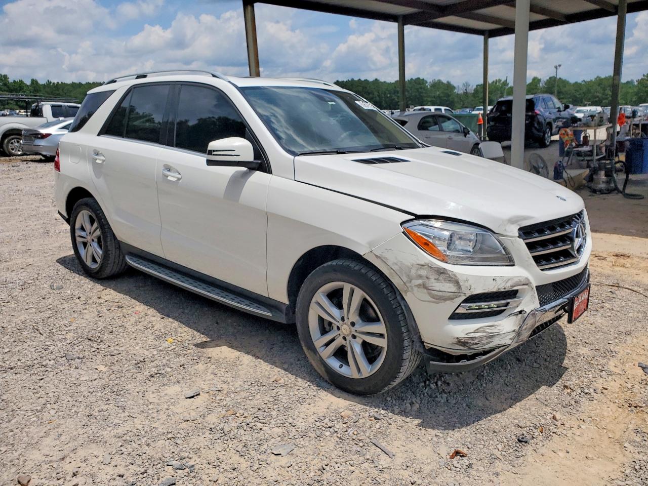 2015 Mercedes-benz Ml 350 White vin: 4JGDA5JB5FA618621