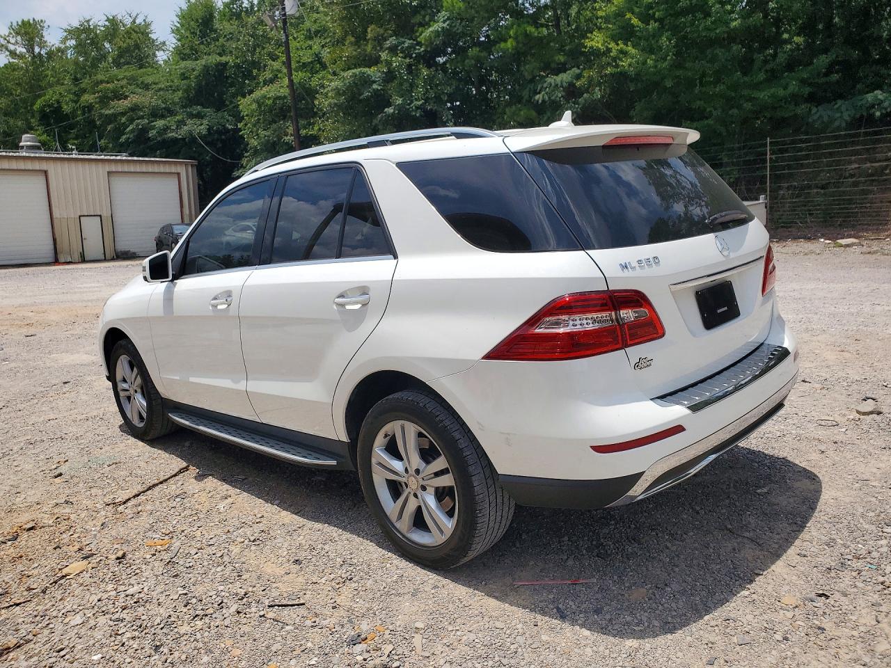 2015 Mercedes-benz Ml 350 White vin: 4JGDA5JB5FA618621