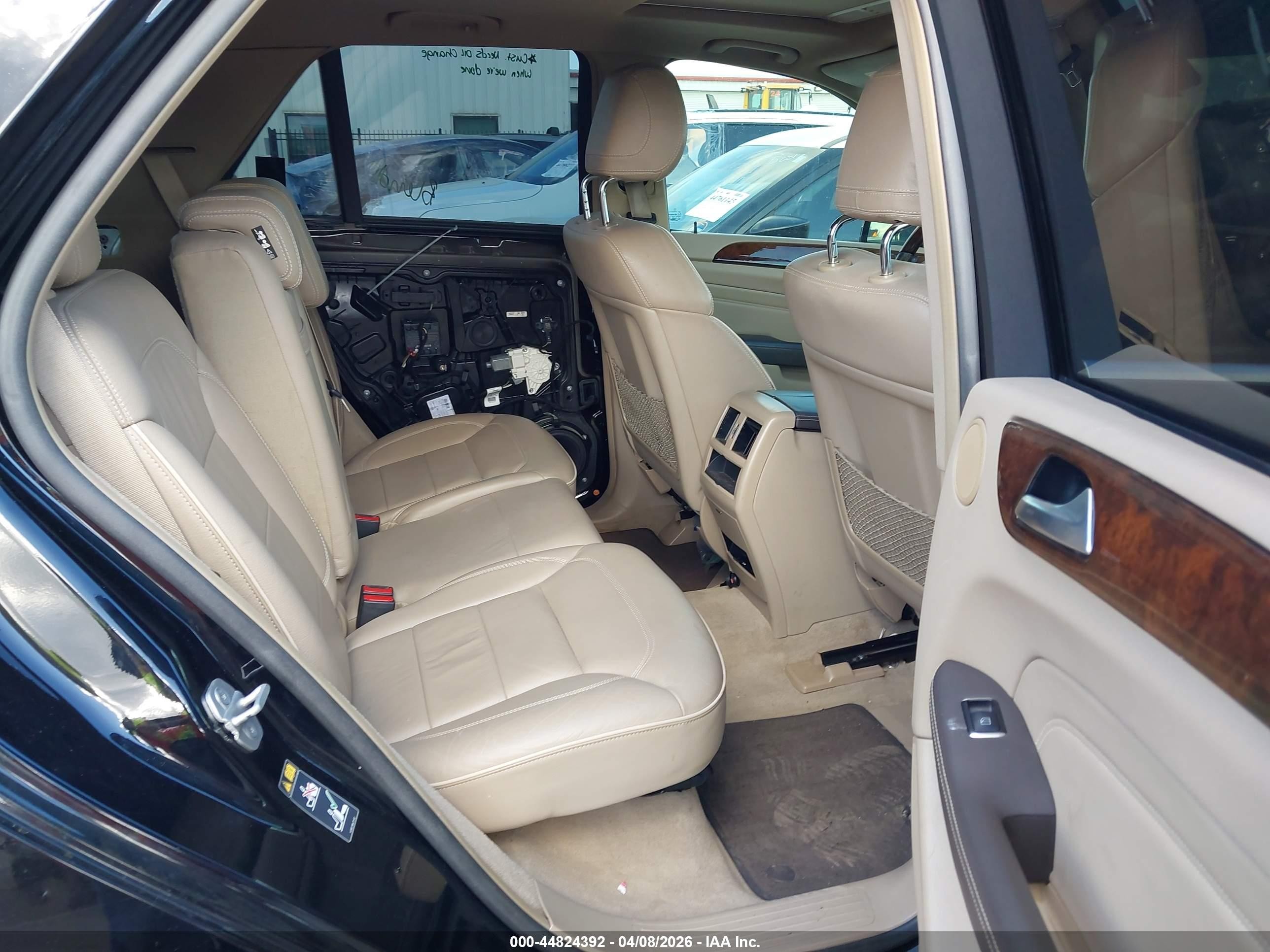 2013 Mercedes-benz Ml 350   Black vin: 4JGDA5JB6DA156163