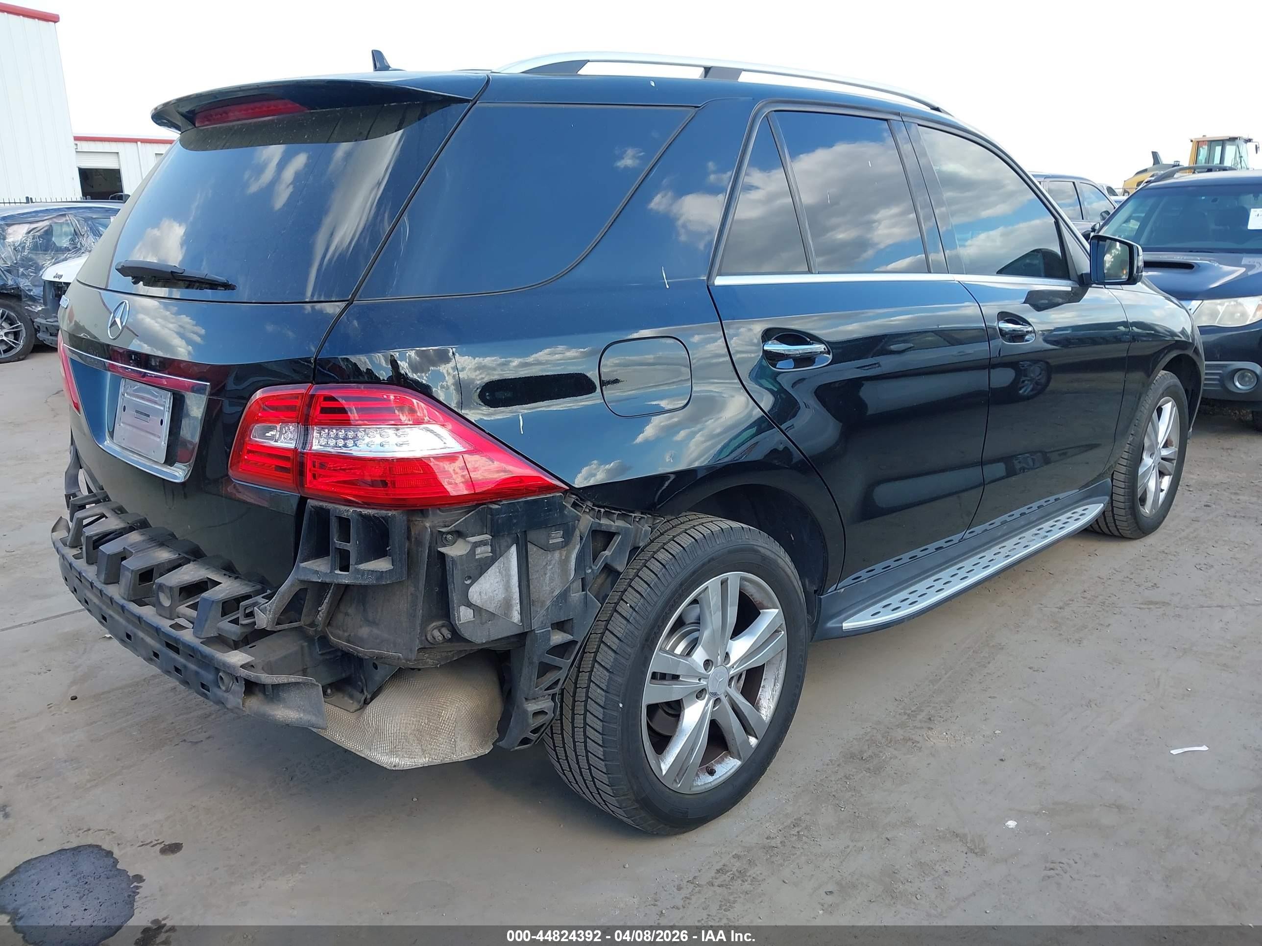 2013 Mercedes-benz Ml 350   Black vin: 4JGDA5JB6DA156163