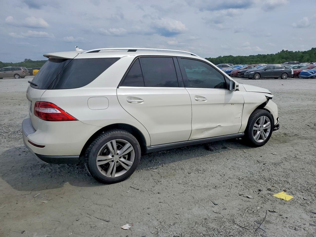 2013 Mercedes-benz Ml 350 Белый vin: 4JGDA5JB6DA263200