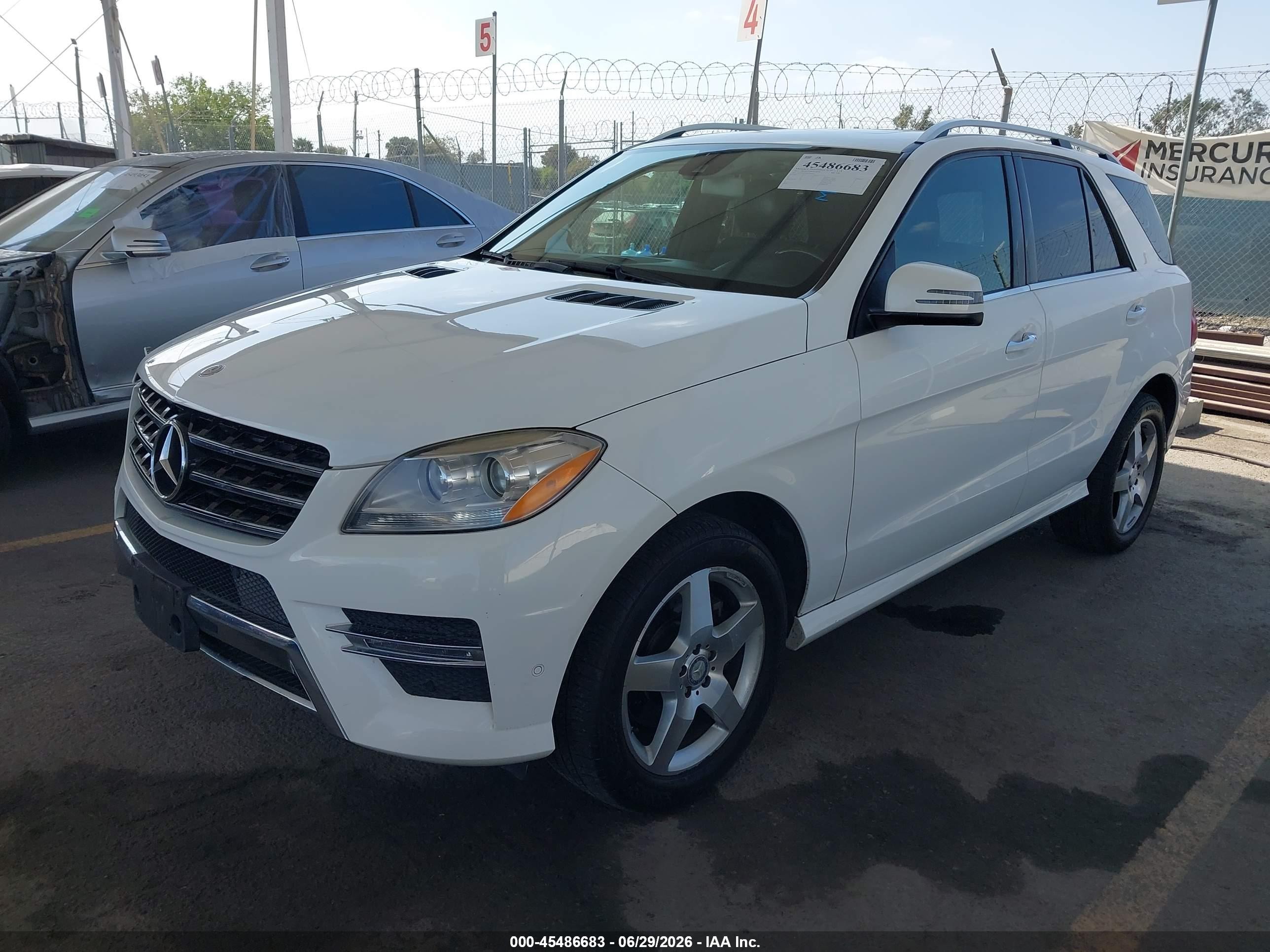 2014 Mercedes-benz Ml 350   White vin: 4JGDA5JB6EA326636