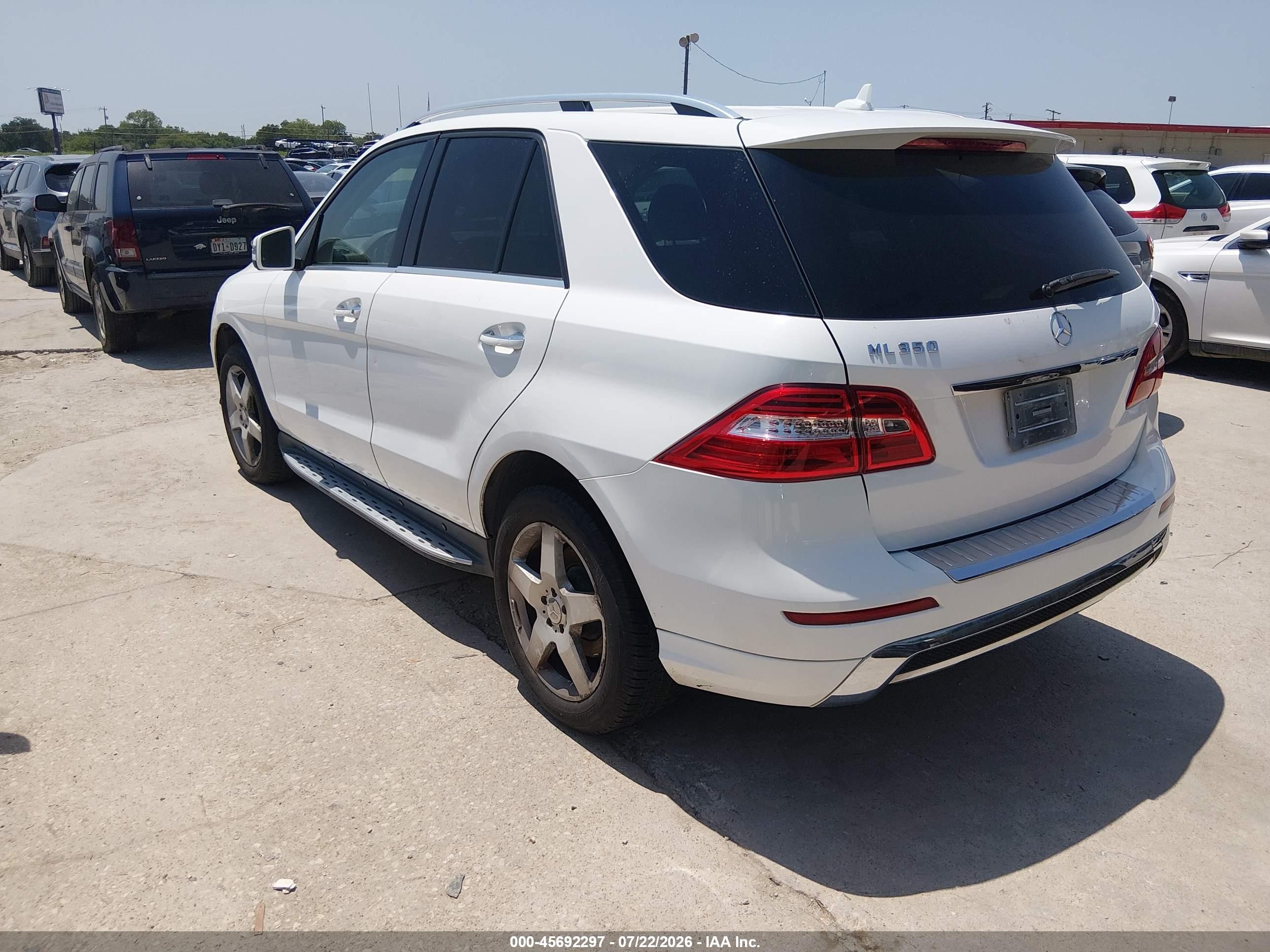 2014 Mercedes-benz Ml 350   White vin: 4JGDA5JB6EA396220