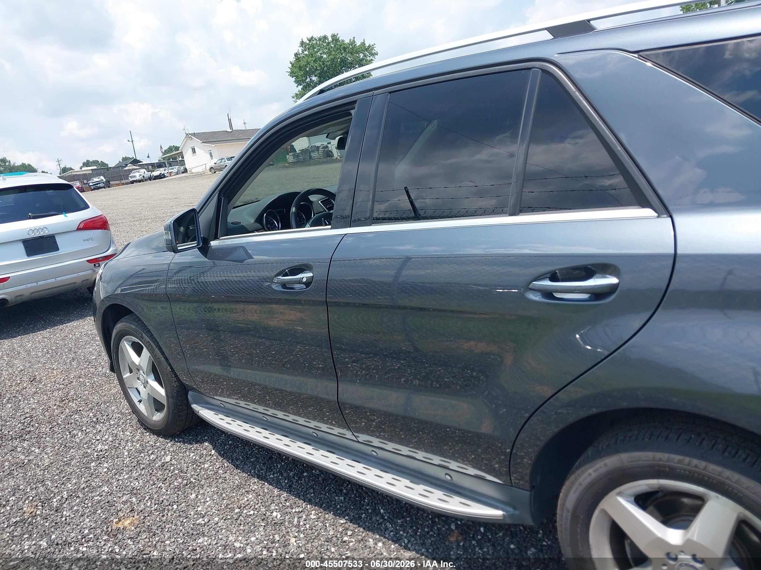 2014 Mercedes-benz Ml 350   Light Blue vin: 4JGDA5JB6EA406597