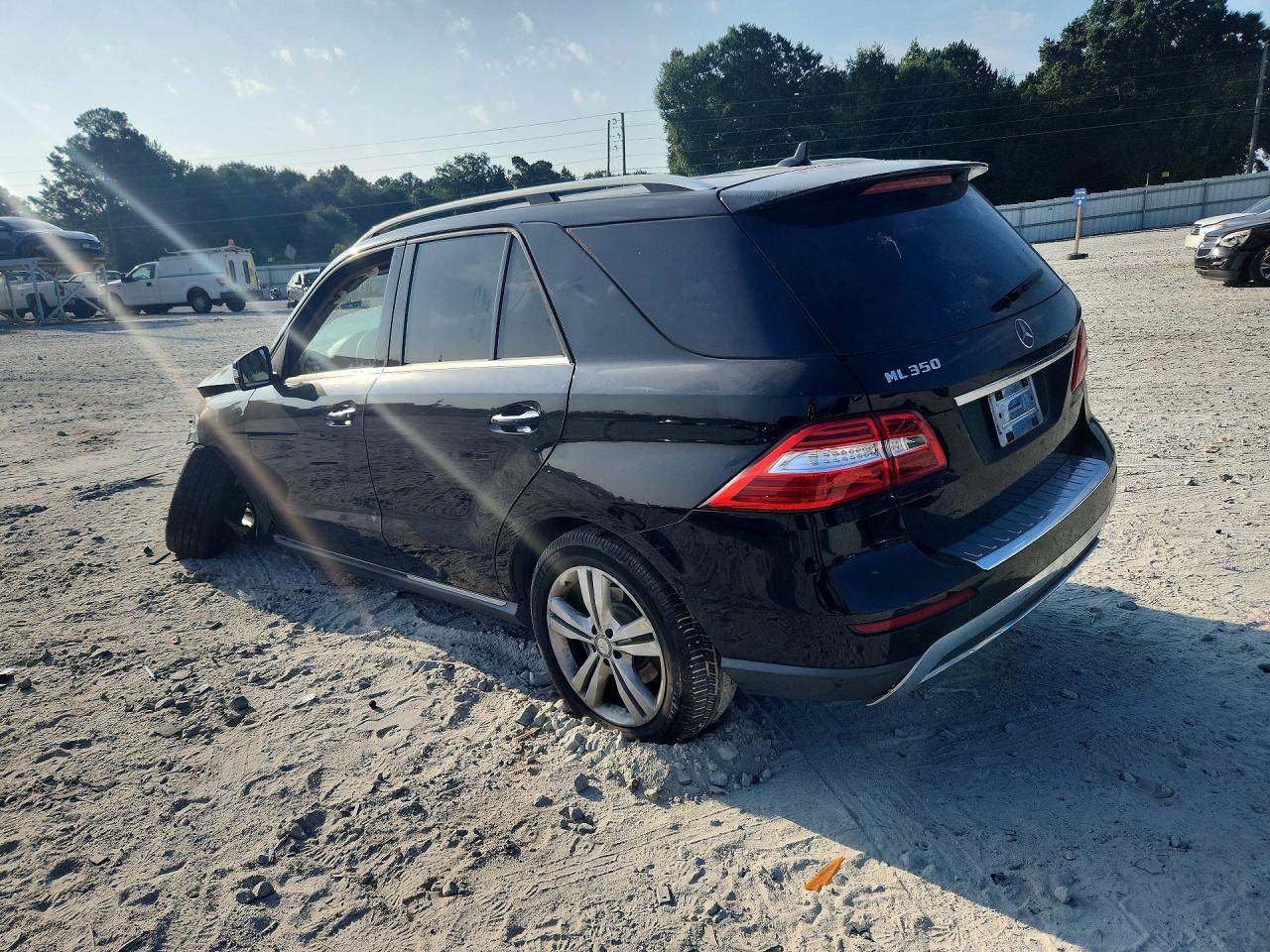 2015 Mercedes-benz Ml 350 Black vin: 4JGDA5JB6FA463223