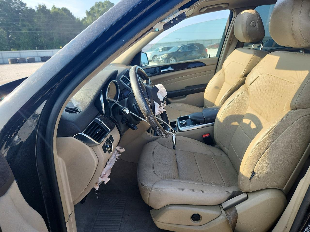 2015 Mercedes-benz Ml 350 Black vin: 4JGDA5JB6FA463223