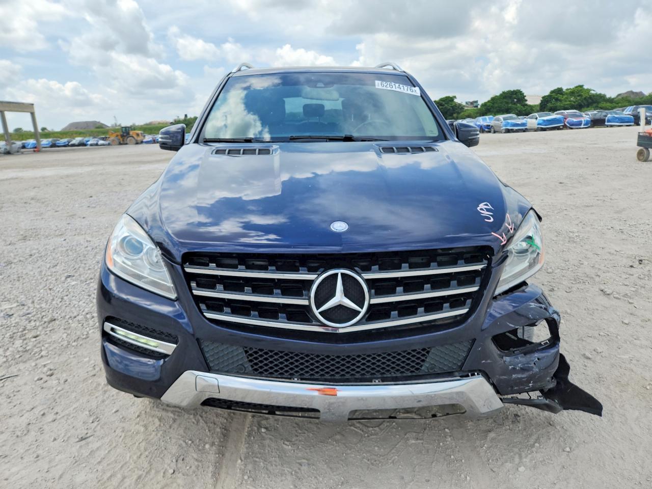 2015 Mercedes-benz Ml 350 Black vin: 4JGDA5JB6FA465618