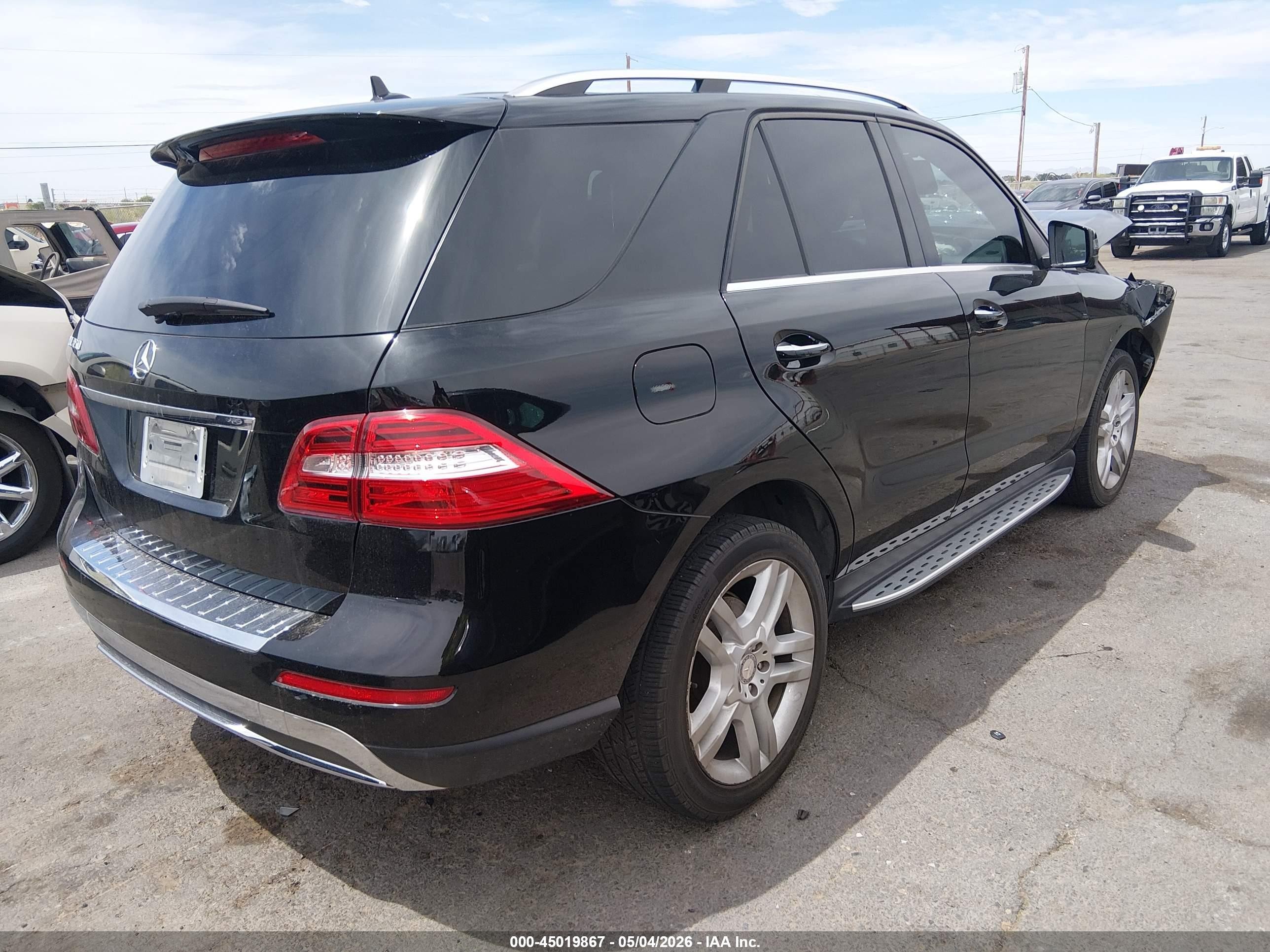2015 Mercedes-benz Ml 350   Черный vin: 4JGDA5JB6FA466011