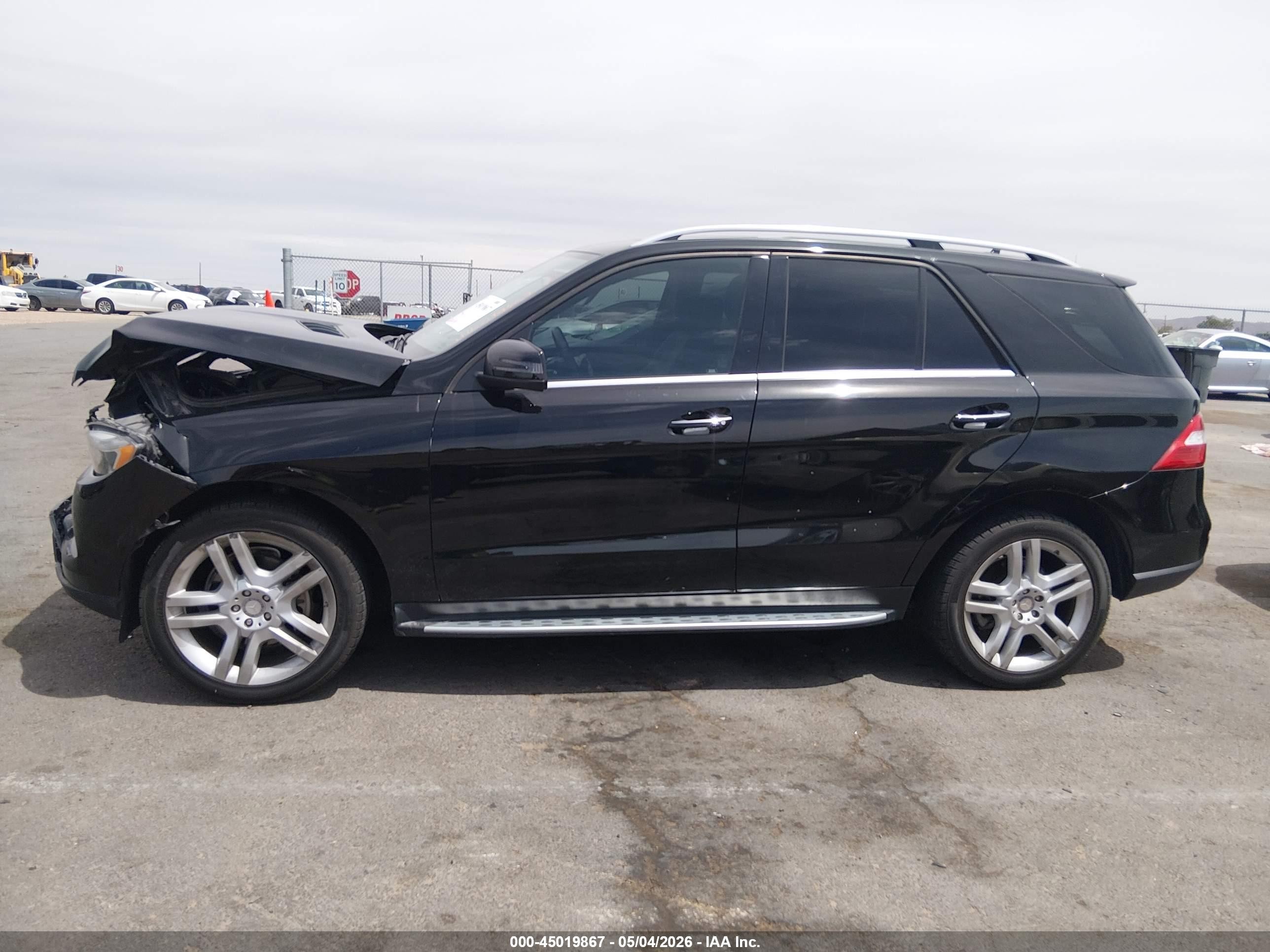 2015 Mercedes-benz Ml 350   Черный vin: 4JGDA5JB6FA466011