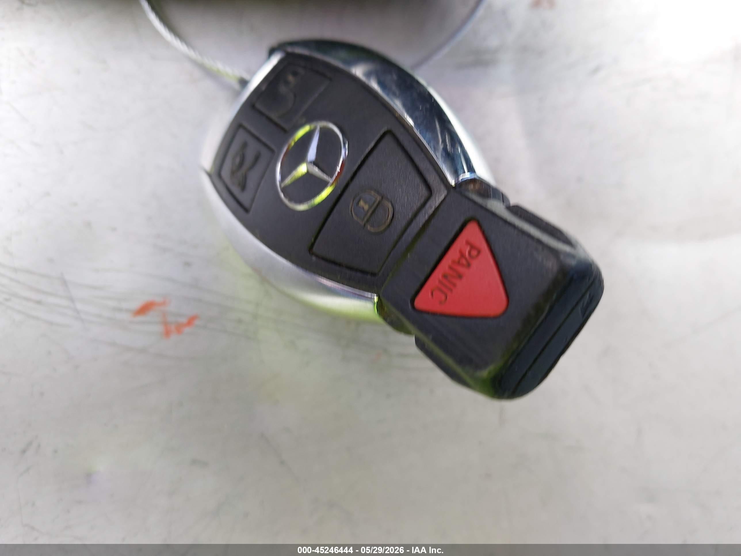 2015 Mercedes-benz Ml 350   White vin: 4JGDA5JB6FA476425