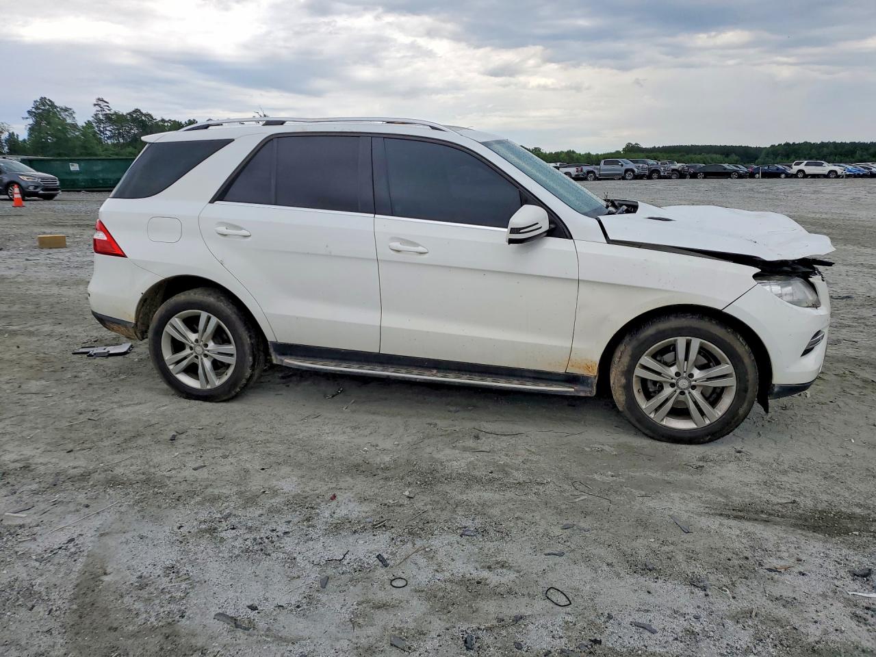 2015 Mercedes-benz Ml 350 Белый vin: 4JGDA5JB6FA569560