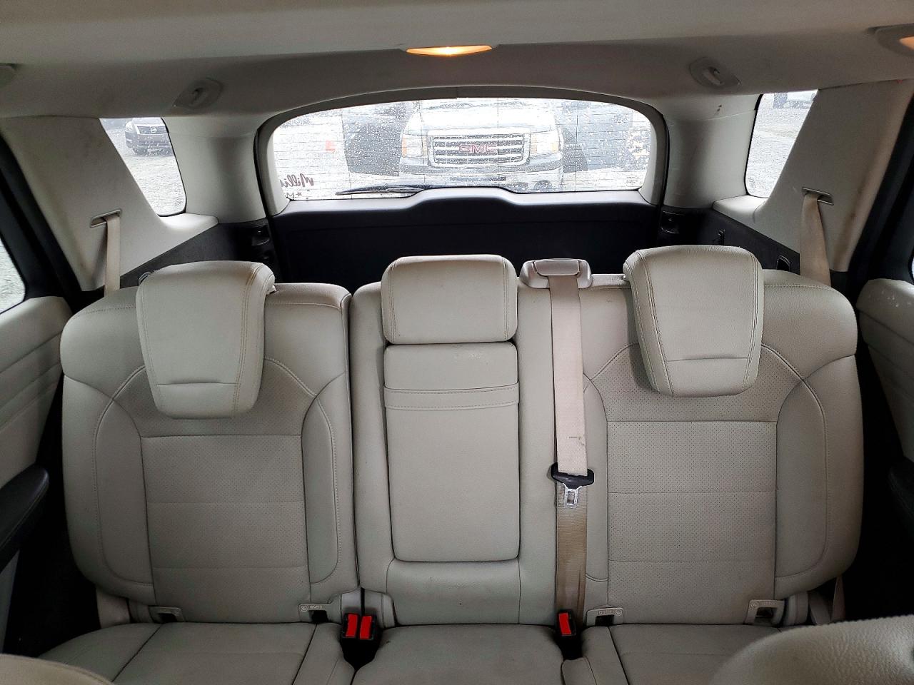 2015 Mercedes-benz Ml 350 Белый vin: 4JGDA5JB6FA569560