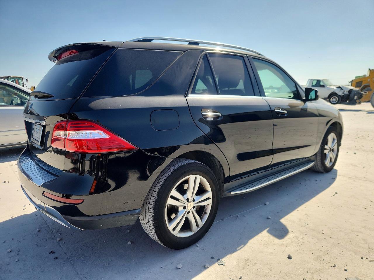 2013 Mercedes-benz Ml 350 Черный vin: 4JGDA5JB7DA130249