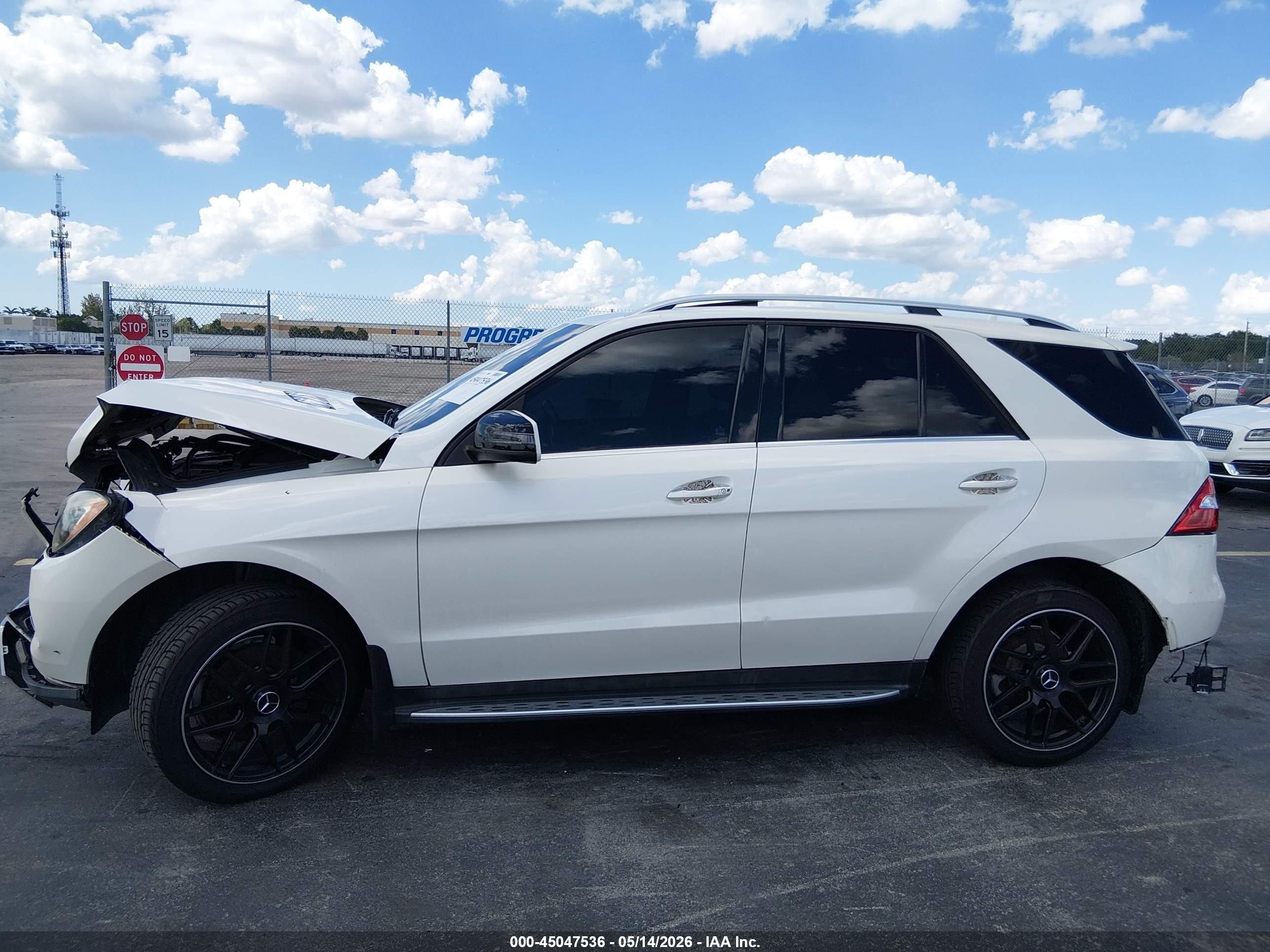 2013 Mercedes-benz Ml 350   White vin: 4JGDA5JB7DA247071