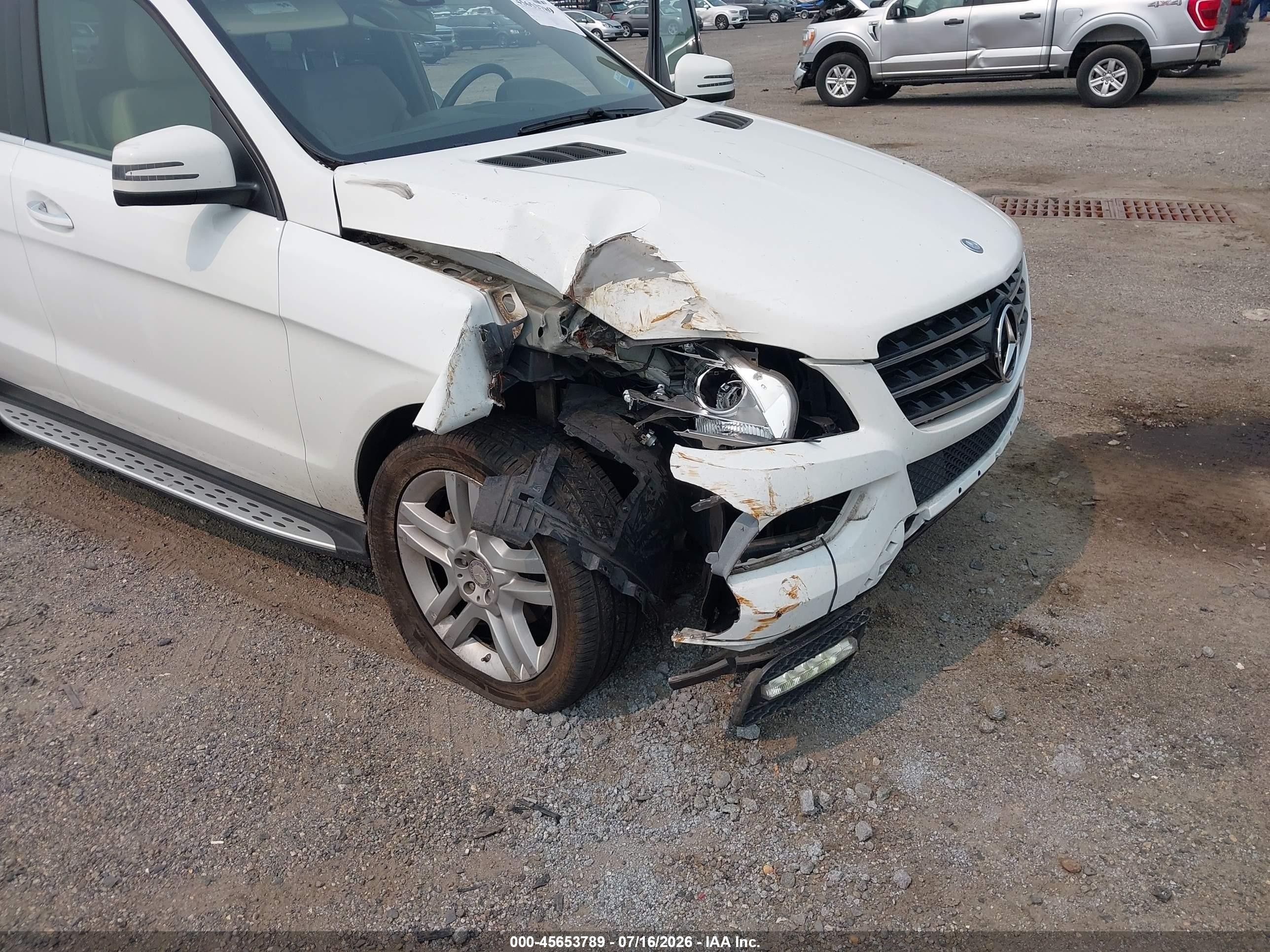 2014 Mercedes-benz Ml 350   White vin: 4JGDA5JB7EA337175