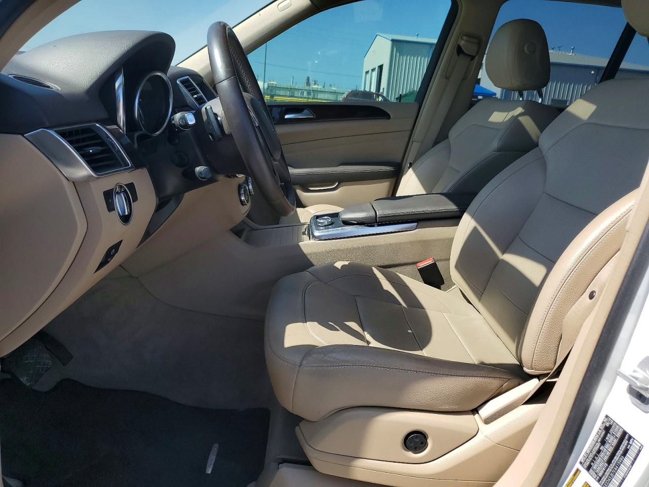 2014 Mercedes-benz Ml 350 White vin: 4JGDA5JB7EA415986