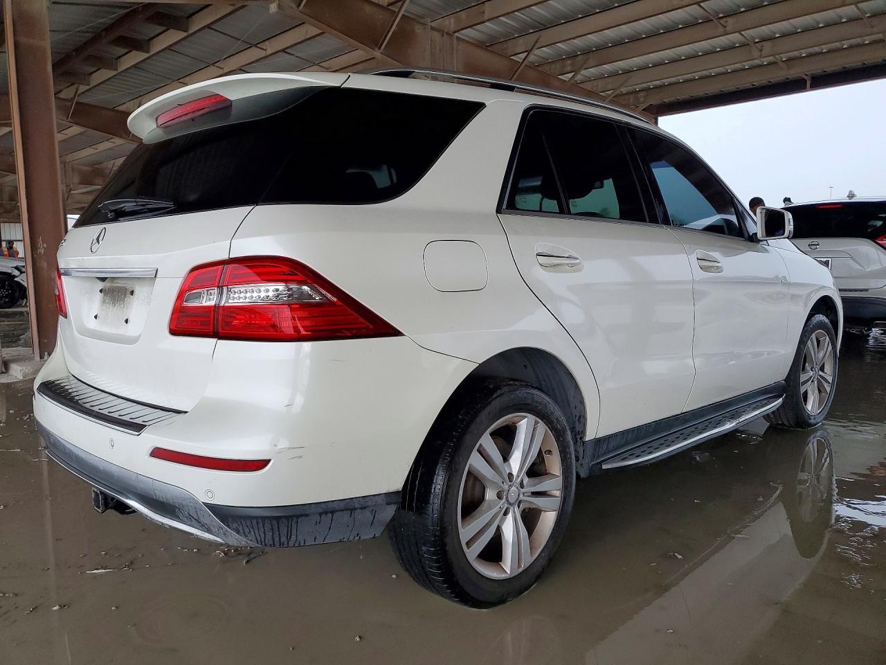 2015 Mercedes-benz Ml 350 Белый vin: 4JGDA5JB7FA513532
