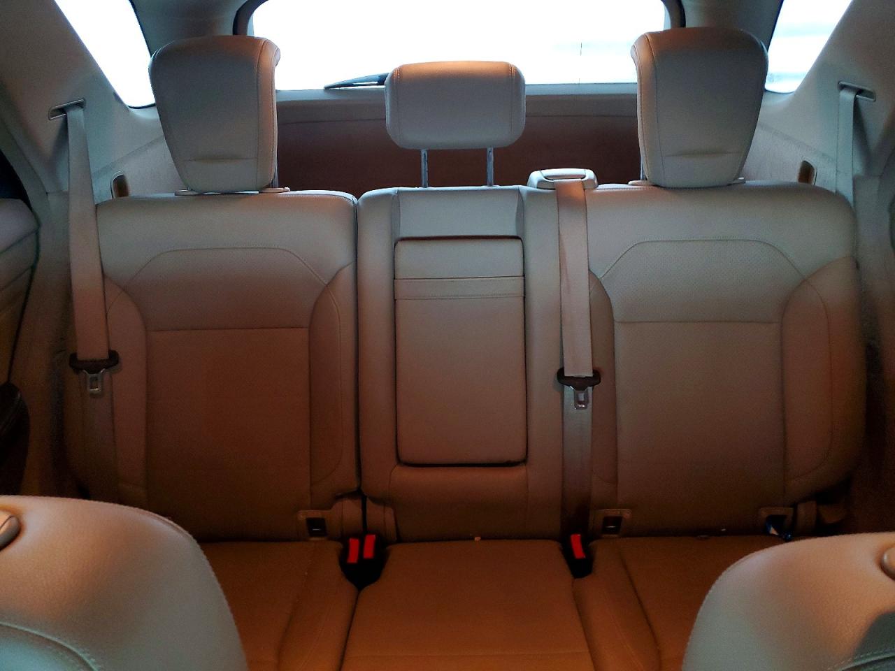 2015 Mercedes-benz Ml 350 Белый vin: 4JGDA5JB7FA513532