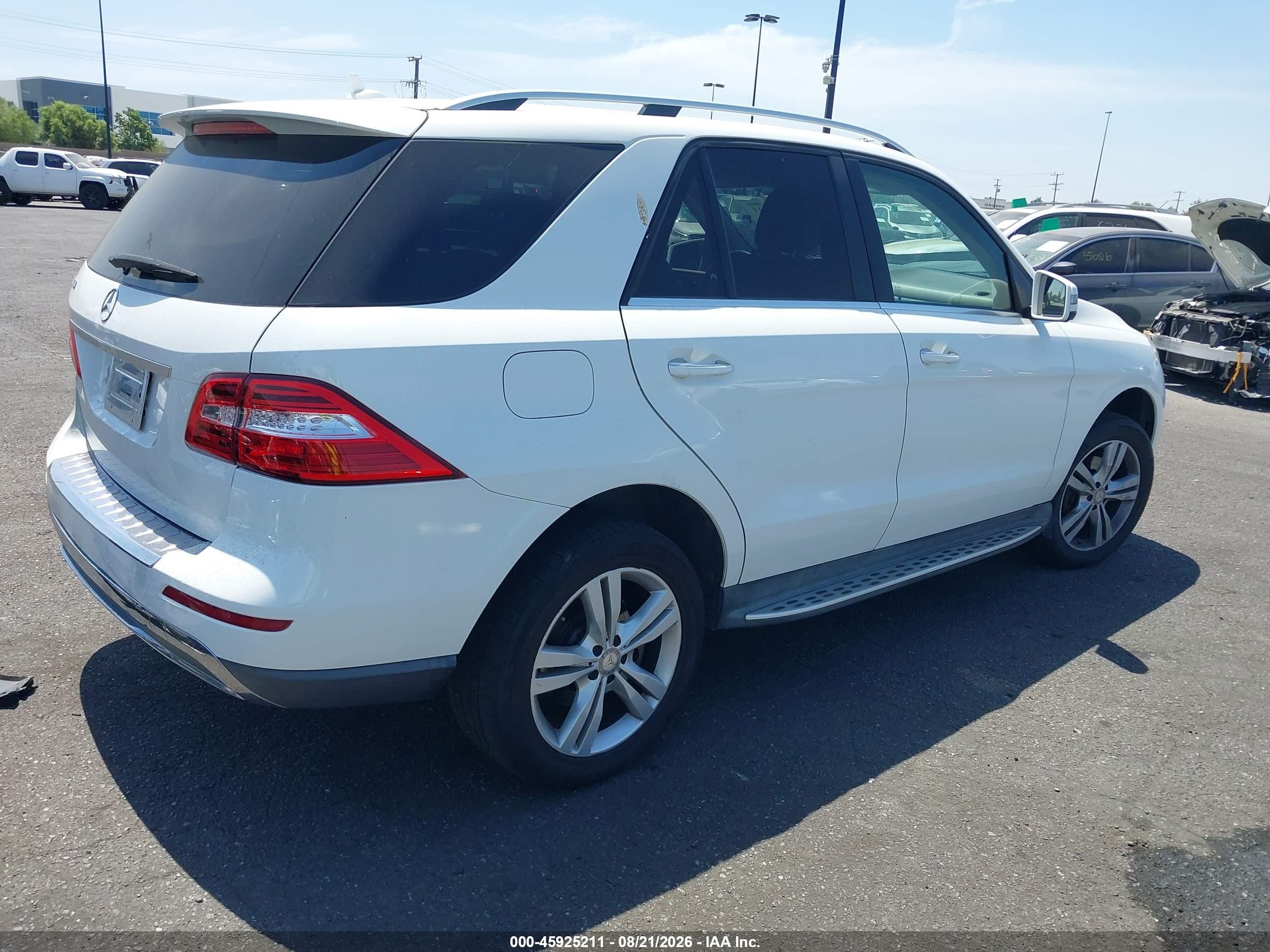 2015 Mercedes-benz Ml 350 Белый vin: 4JGDA5JB7FA544022