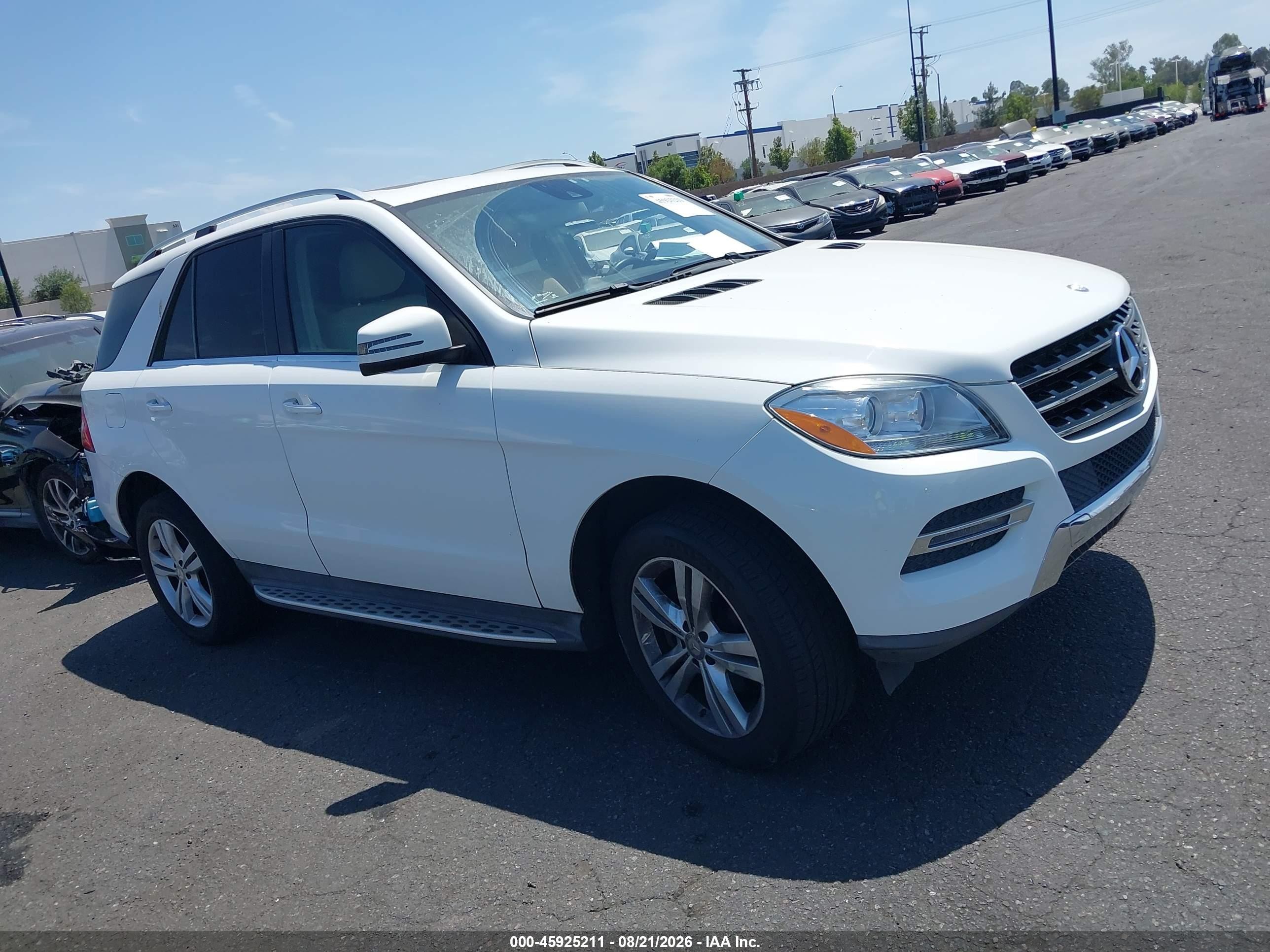 2015 Mercedes-benz Ml 350 Белый vin: 4JGDA5JB7FA544022