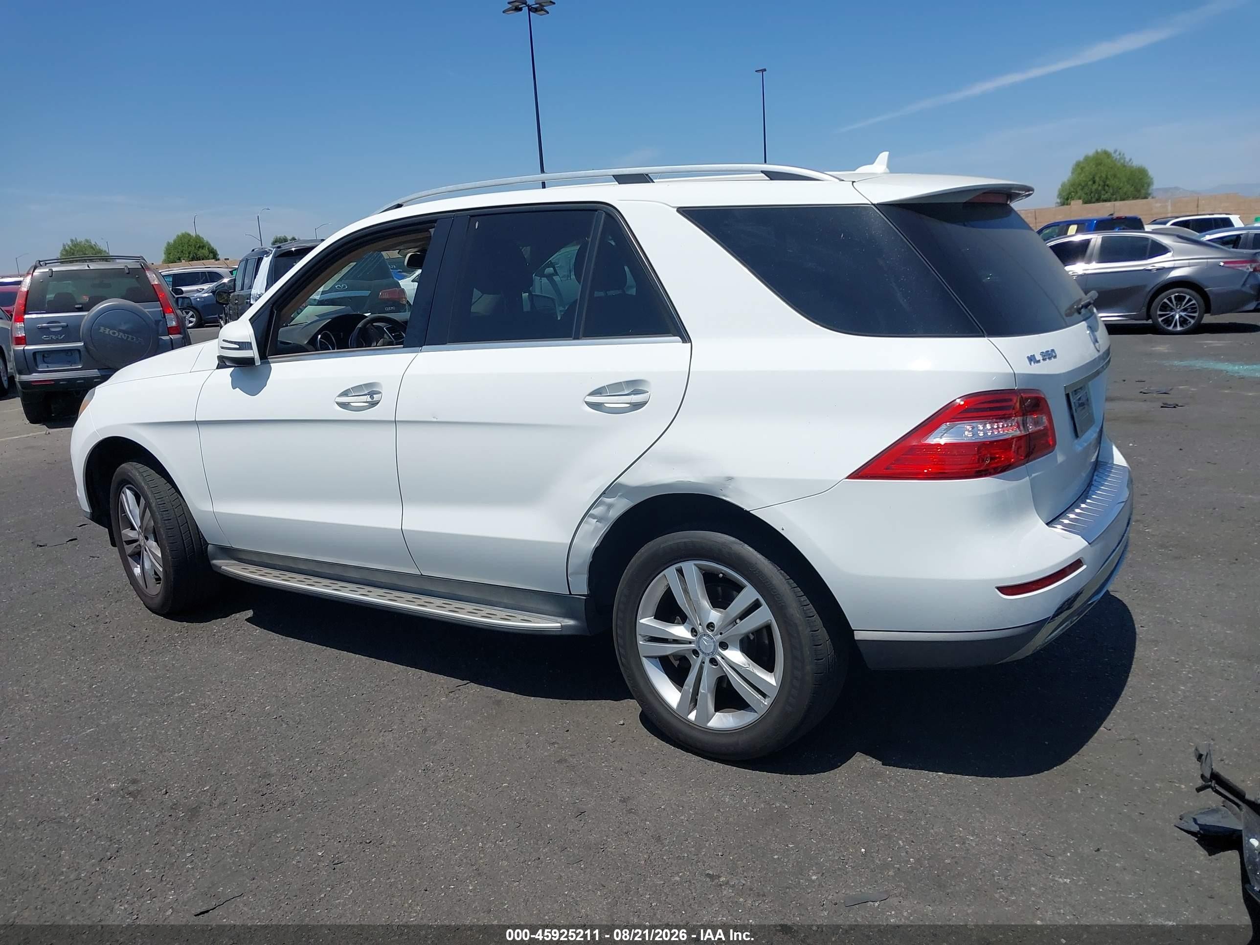 2015 Mercedes-benz Ml 350 Белый vin: 4JGDA5JB7FA544022