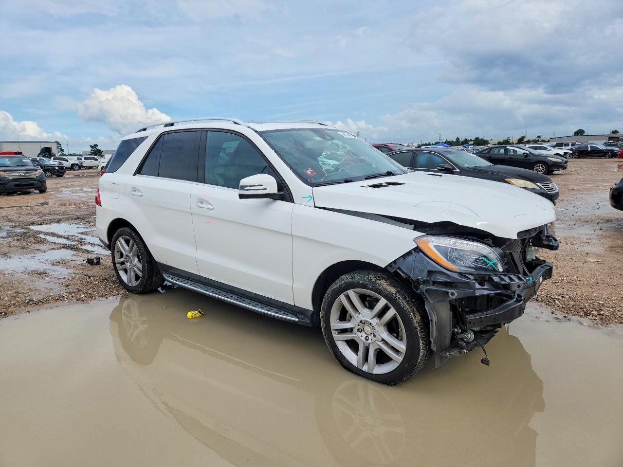 2015 Mercedes-benz Ml 350 White vin: 4JGDA5JB7FA552816