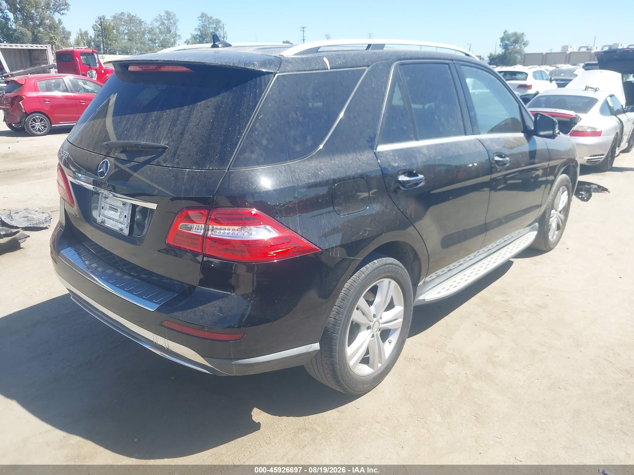 2015 Mercedes-benz Ml 350   Черный vin: 4JGDA5JB7FA556316