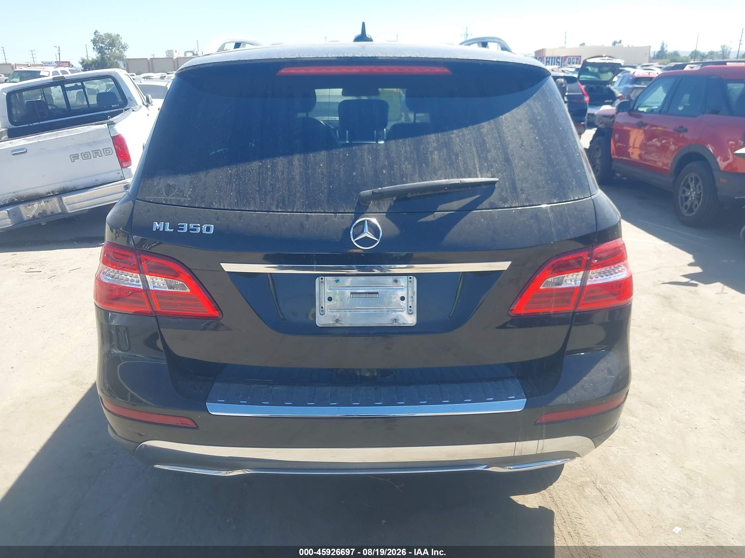 2015 Mercedes-benz Ml 350   Черный vin: 4JGDA5JB7FA556316
