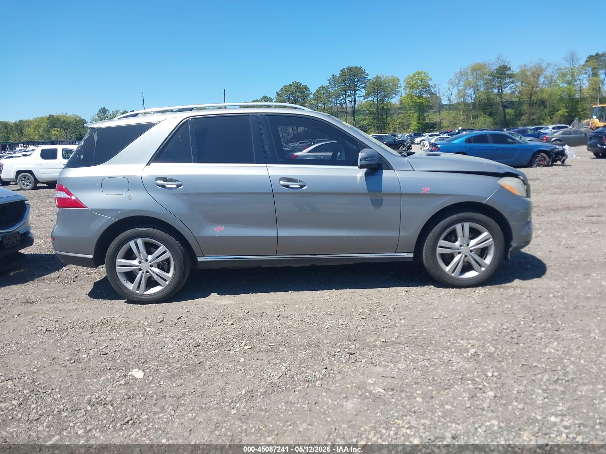 2015 Mercedes-benz Ml 350   Gray vin: 4JGDA5JB7FA584164