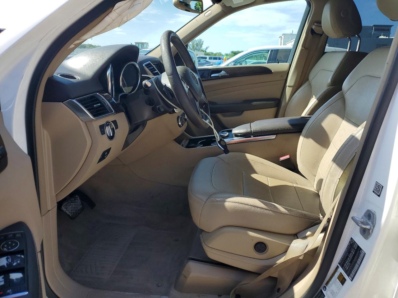 2015 Mercedes-benz Ml 350 White vin: 4JGDA5JB7FA602338