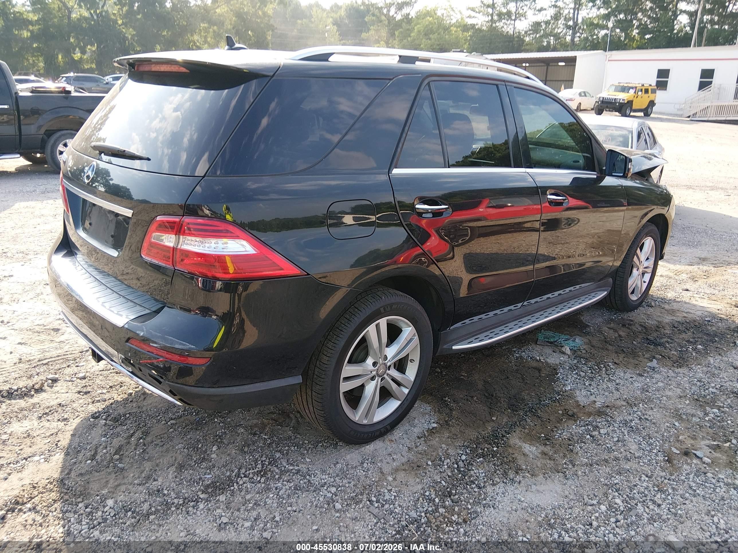 2015 Mercedes-benz Ml 350   Black vin: 4JGDA5JB7FA616174