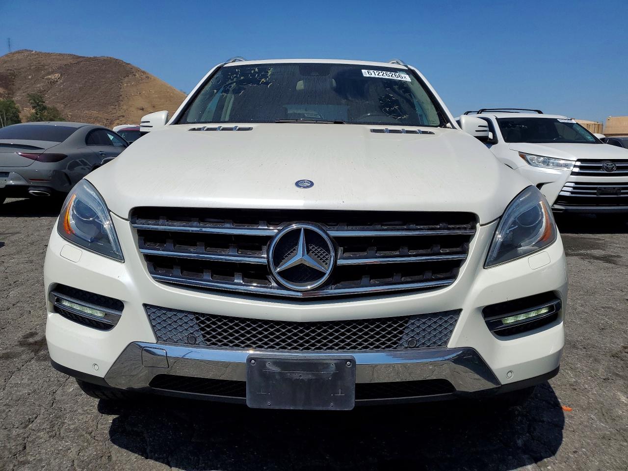 2013 Mercedes-benz Ml 350 White vin: 4JGDA5JB8DA100774