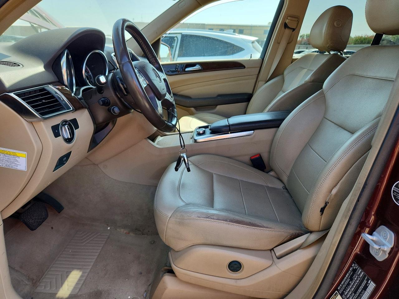 2013 Mercedes-benz Ml 350 Maroon vin: 4JGDA5JB8DA136366