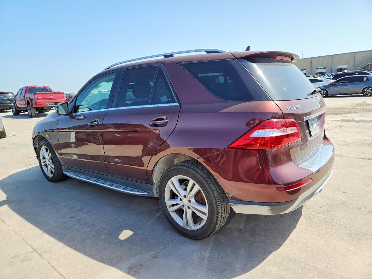 2013 Mercedes-benz Ml 350 Maroon vin: 4JGDA5JB8DA136366