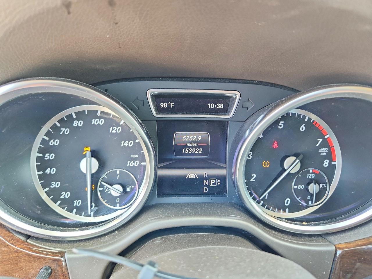2013 Mercedes-benz Ml 350 Maroon vin: 4JGDA5JB8DA136366